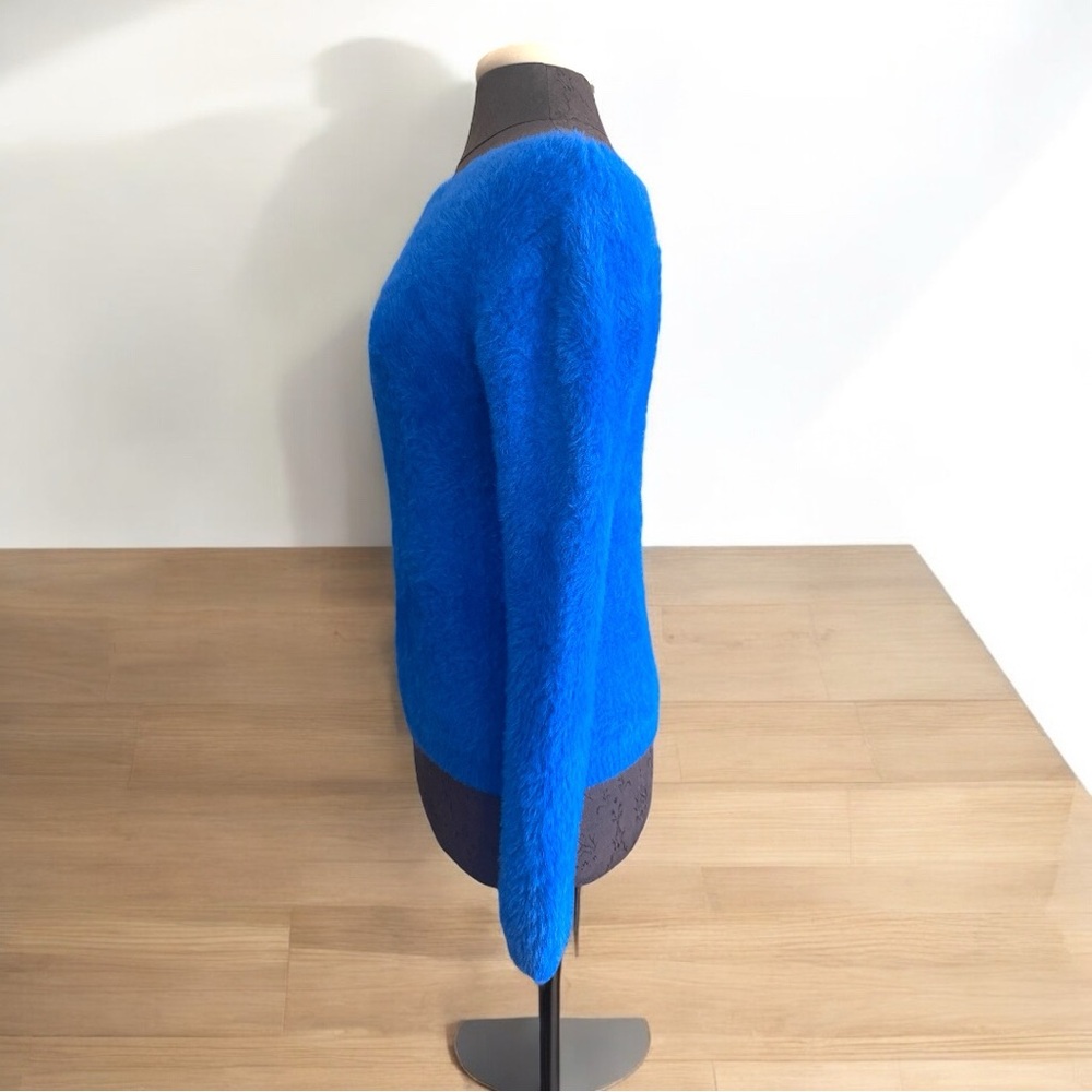 Via Veneto Prato Italia cobalt blue Fuzzy stretchy sweater size fits S/M NWOT - Picture 2 of 7
